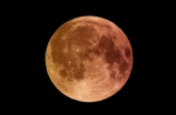 “红色月亮”之谜：人们事实看到了什么？